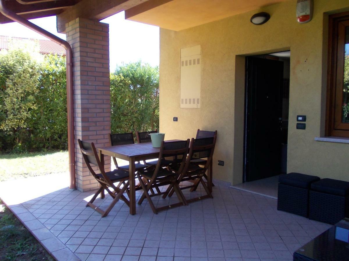 Alessandria Residence Desenzano del Garda Bagian luar foto