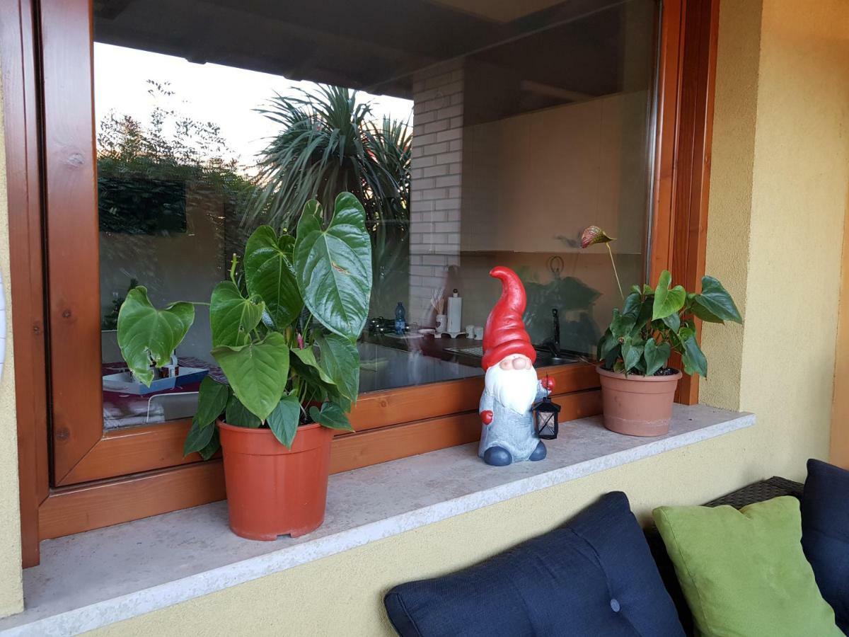 Alessandria Residence Desenzano del Garda Bagian luar foto